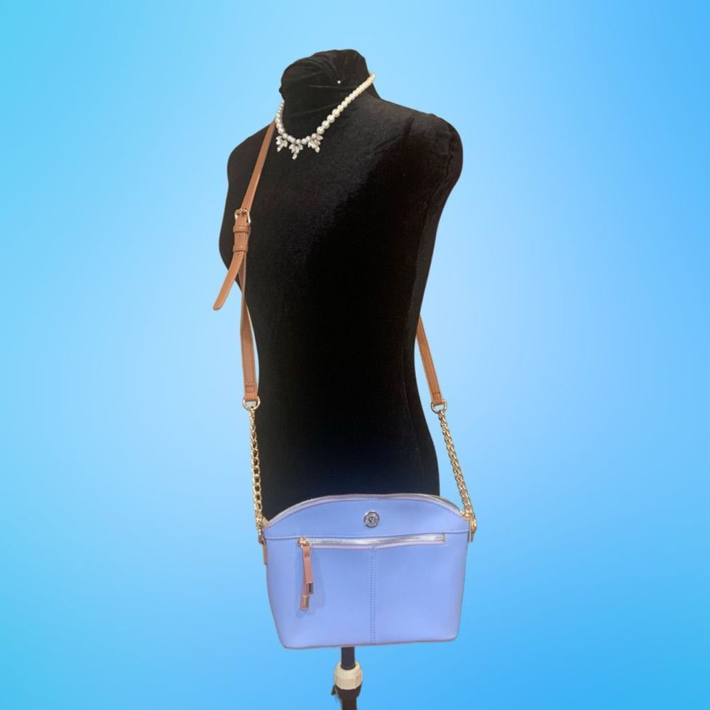 (NWOT) Anne Klein 🦁| Classic Curves Dome Crossbody | Light Blue Purse